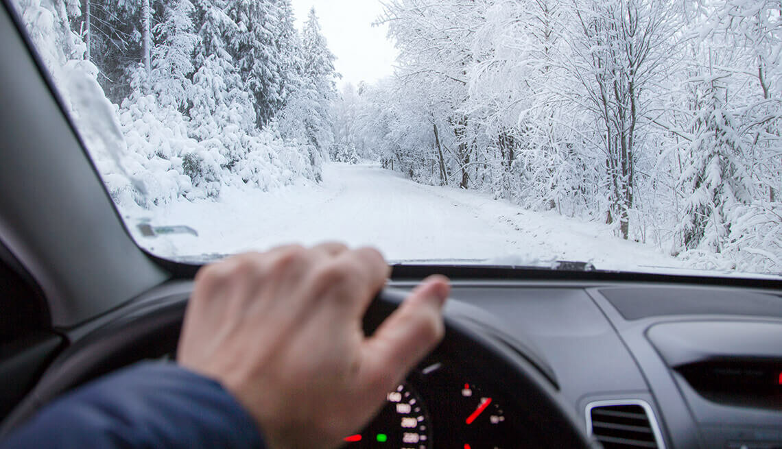 Почему водить машину зимой сложнее? ❄️